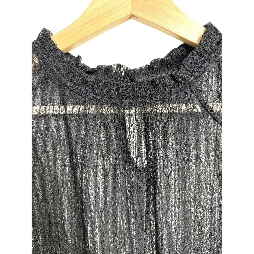 ModCloth Black Lace Blouse Sheer Lace Neck 3/4 Sleeve Women's Size1X - Picture 3 of 6